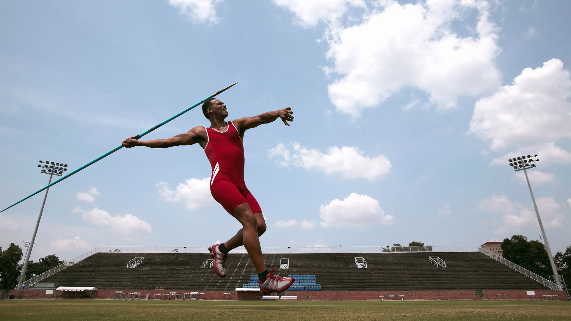 未来总冠军预测：哪些球队具备巨大潜力？，未来球王会是谁