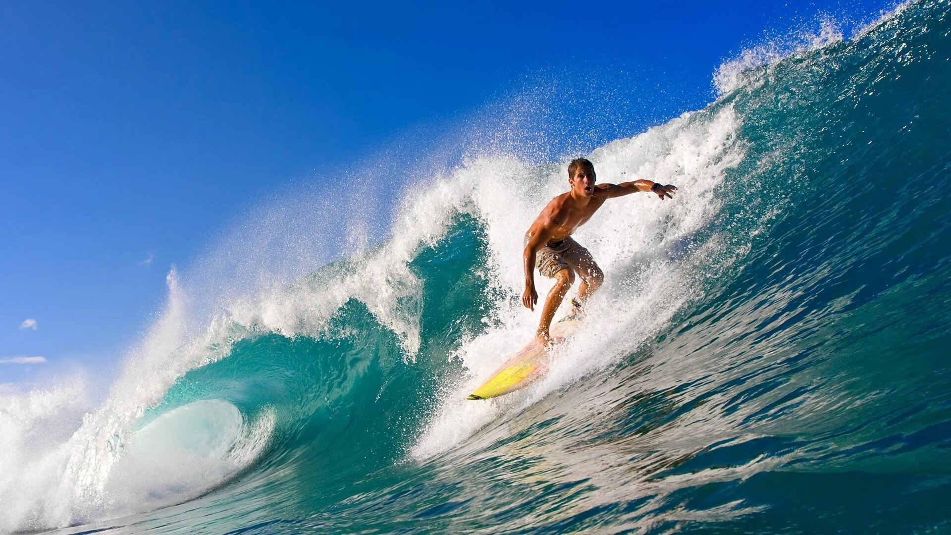 KAIYUN 中国大陆-荒野行动“全民突围”线上线下同步进行，精彩不容错过，荒野行动线下比赛视频